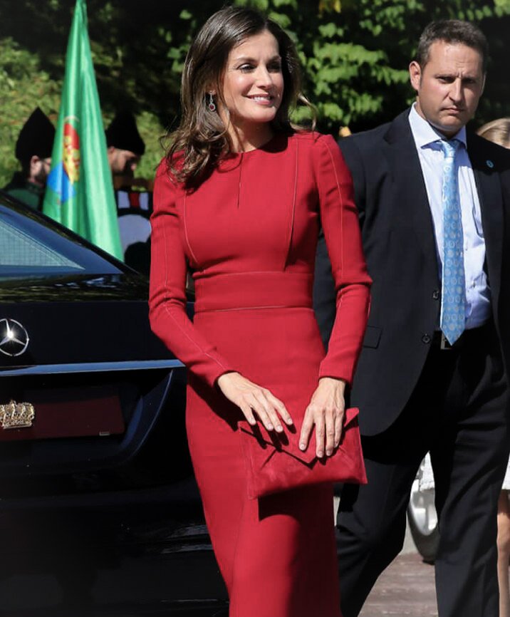 Happy 46th Birthday to Queen Letizia of Spain  -15/09/18.    