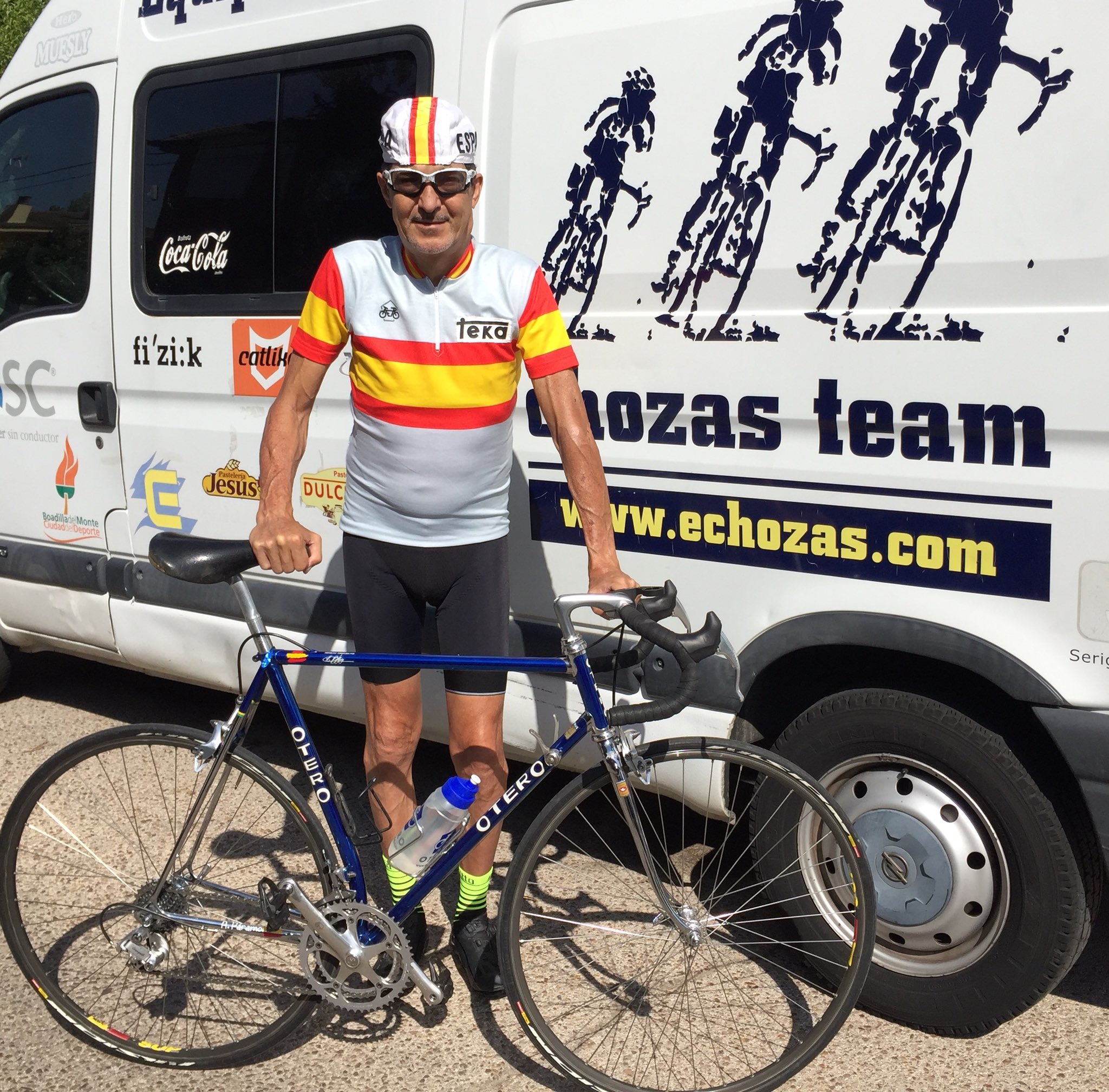 Eduardo Chozas on Twitter: "Hoy probando maillot de la selección con el que corrí el mundial de 1986 en Colorado y bici @BicicletasOtero para mañana #ClásicaOtero bicis de época https://t.co/xTtTXdaLmf" /