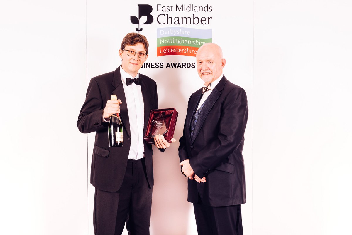 EMChamberNews's tweet photo. Congratulations to @Microlise on winning the @EMChamberNews Nottinghamshire Business of the Year Award 2018 last night https://t.co/rTFPIICopV