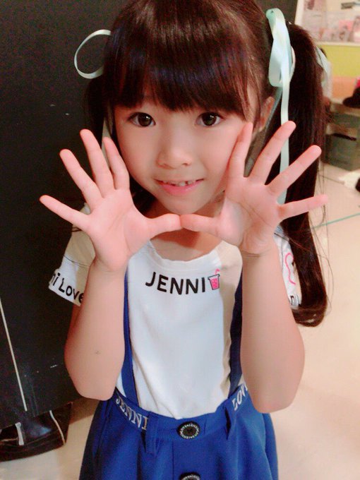 Twitterのコスプレ画像18