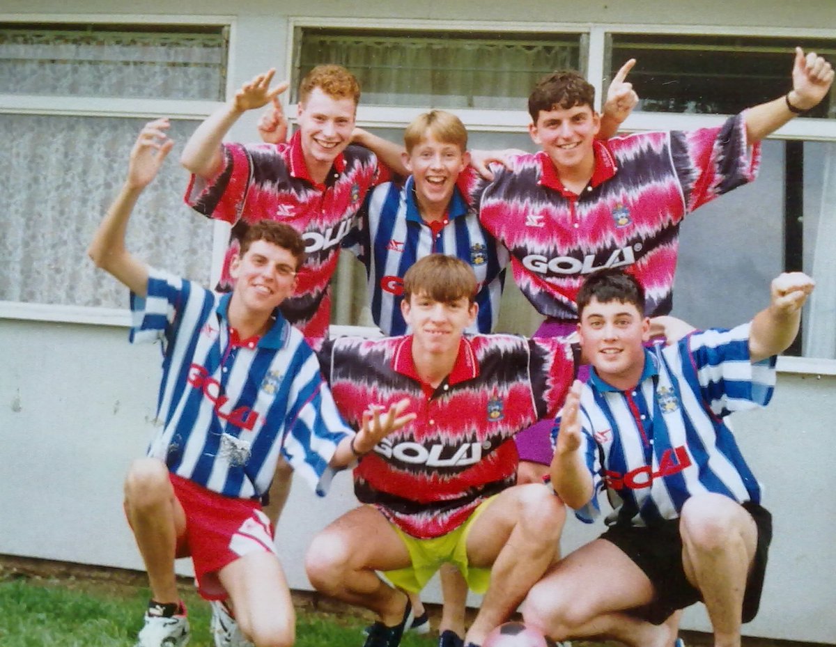 wainy74's tweet photo. @youngwainy @htafcdotcom @SeanMJarvis #myshirtismystatement . Butlins skegness 92 https://t.co/0YeATm4c9p