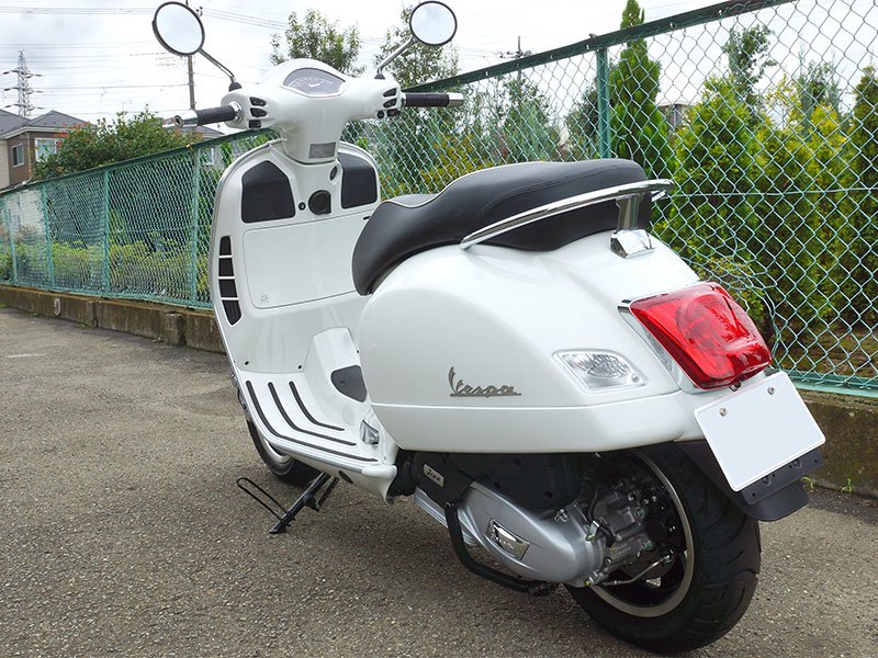 スクーターショップ コネクティングロッド در توییتر 中古車に ベスパ Gts Super 150を追加しました Abs アイドリングストップ機能搭載 メーカー保証付属の18年モデルです T Co Vxsf5tvsnu Vespa バイク スクーター ビッグスクーター バイク