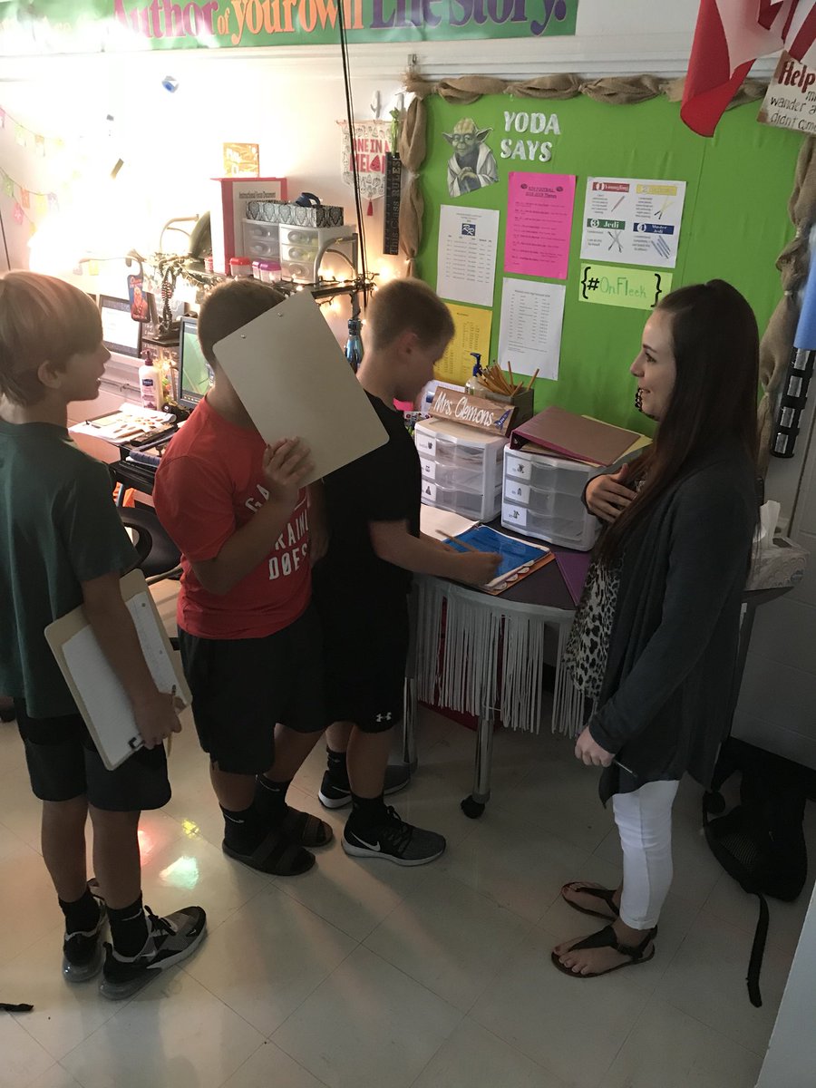 RJHClemonsMath's tweet photo. @whatsnewatrjh #RobinsonISD It’s a great day to be a Rocket! https://t.co/sWSgkc26du