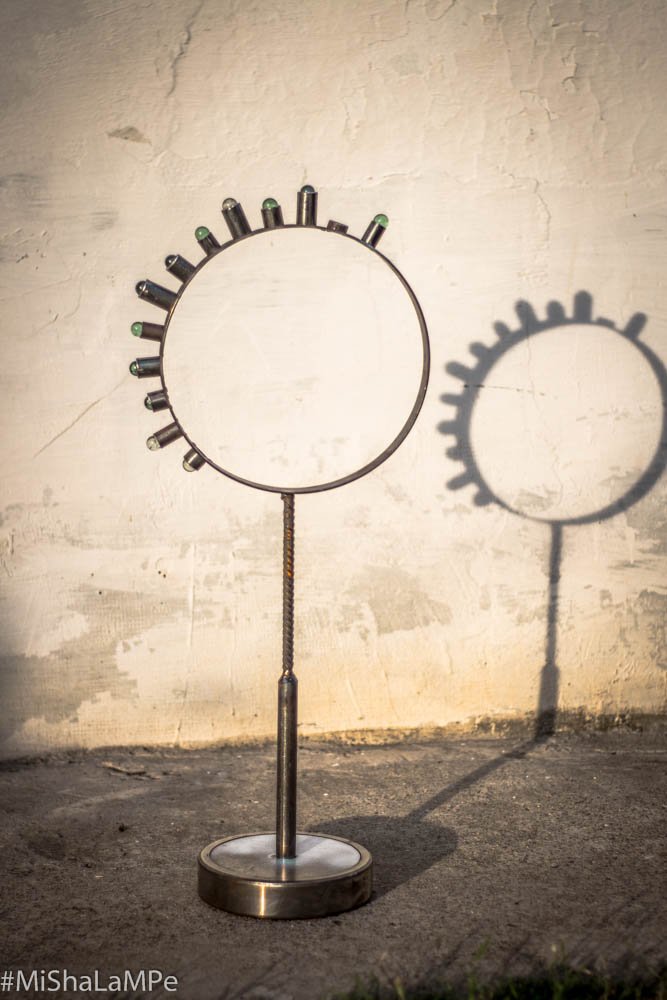 mishalampe's tweet photo. NeW MiRroR...maDe wiTh gLaSs frOm paiNt-spraY...aNd oLd aNd shOrt metAL piPe partS
#mishalampe #recycling #handmade #steampunk #elledecor #maisonetobject #dieselliving #upcycling #vintagestyle #worninprogress #burningman #mirror #homedecorideas #bravacasa https://t.co/Dblxj9Nvtq