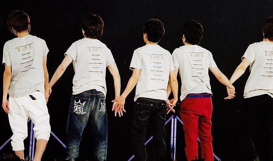 nm9812241's tweet photo. 嵐19周年おめでとう🎊
#嵐結成19周年おめでとう https://t.co/vtqHtU016J