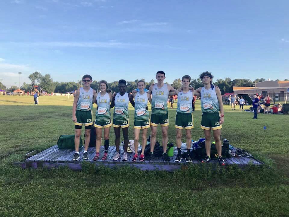 The boys and girls cross country  teams are ready to compete in Dayton this morning!
