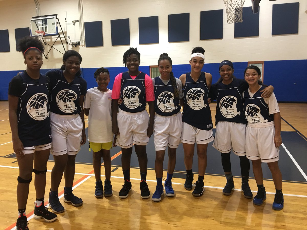 Welly Gang in the building!!! Let’s Go Wolves. <a href="/tperkinsbball23/">Tony Perkins (TOH-nee Per-KINZ)</a> <a href="/WellyWolves/">Wellington Wolves</a>