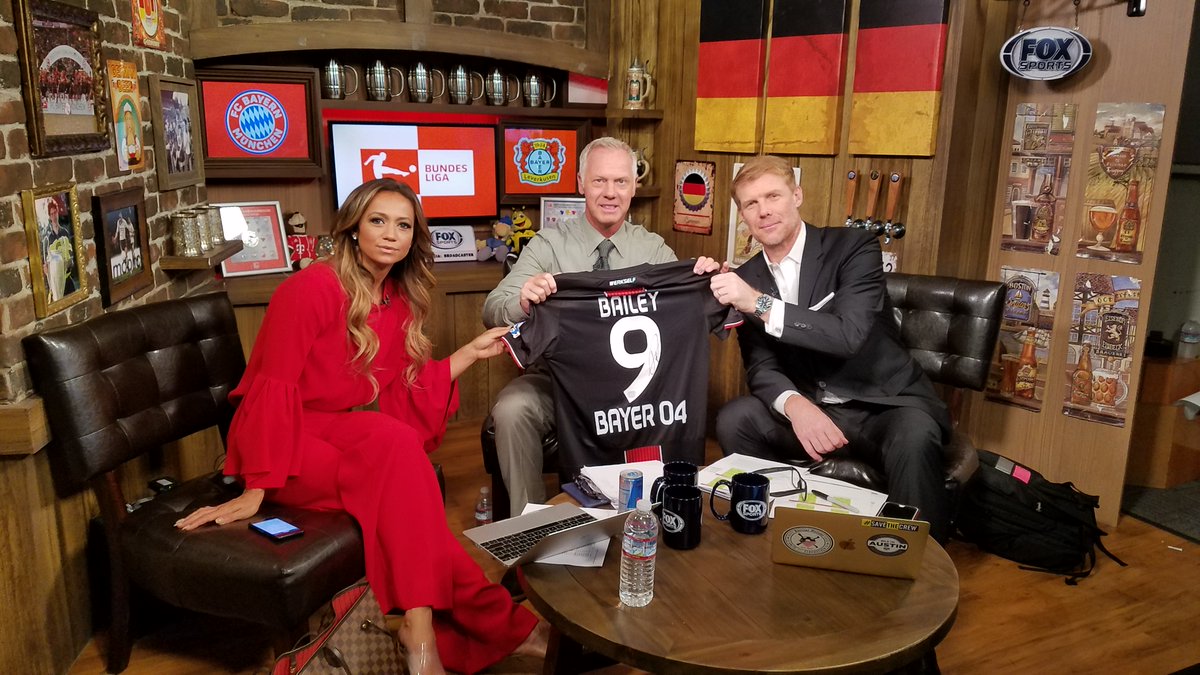 FOXSoccer's tweet image. Attention Bundesliga fans! We are giving away a SIGNED Leon Bailey jersey, provided by @bayer04_en.

RT and make sure you follow us for a chance to win!