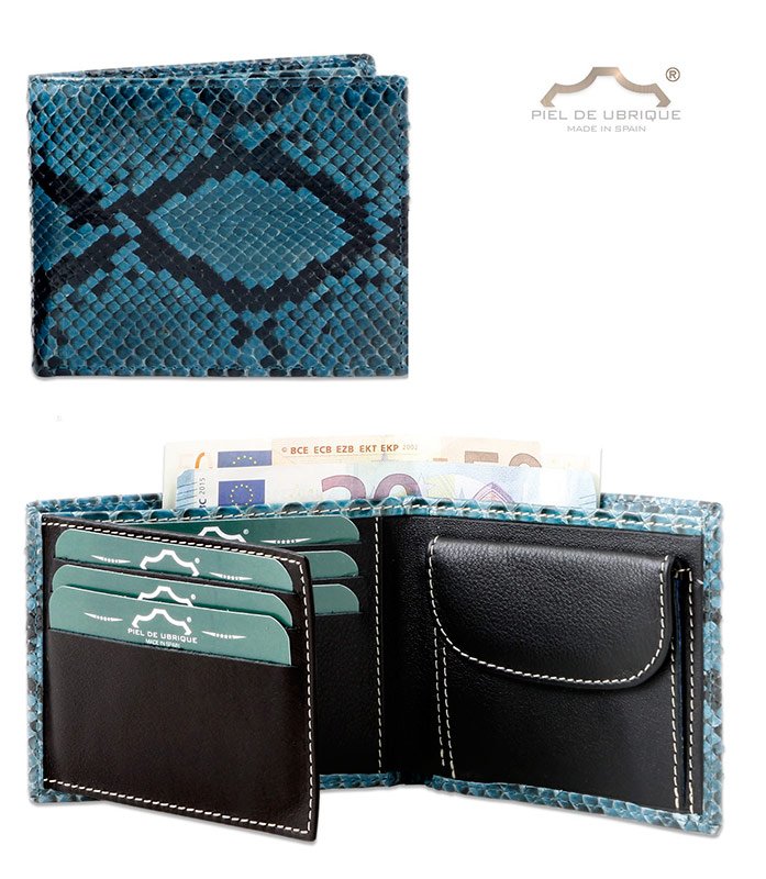 Tenemos en nuestra web las últimas novedades en #carteras de #hombre, puede verlas aquí pieldeubrique.com/carteras-piel-… colores Azul y Habana, muy bonitas para un gran #regalo si las quieres #personalizadas con #iniciales o #nombre corto también te lo hacemos. Todo en #PieldeUbrique