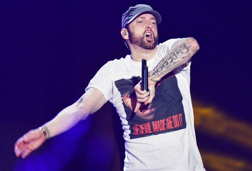 worminspace's tweet image. His mom spaghetti 🔥