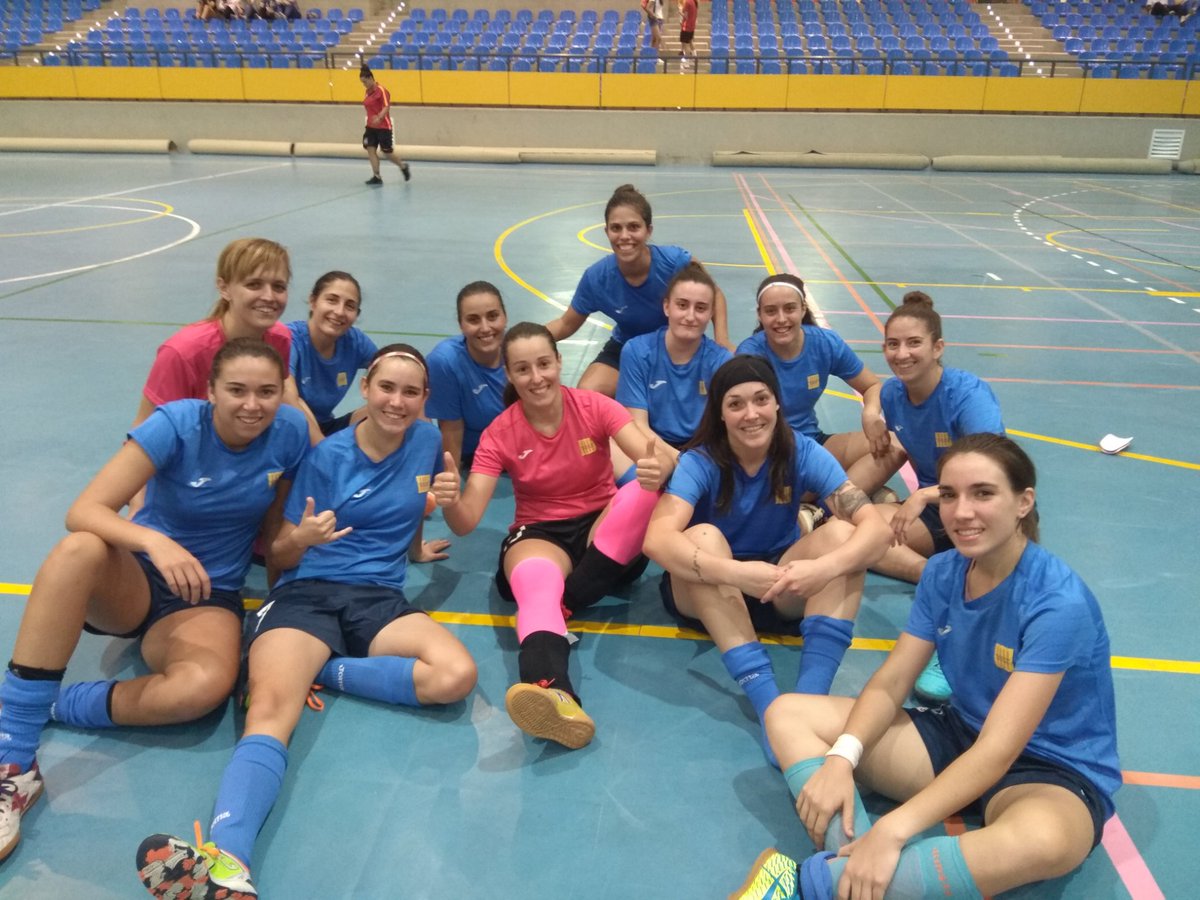 XalocAlacant's tweet photo. Primer partido, primera victoria para nuestras chicas 1-5 frente a Eurogan RedStar. Gran trabajo equipo!! ⚽💪 #+3 #FutsalFemenino @ACFSFfutsal https://t.co/aQeoGfKv54