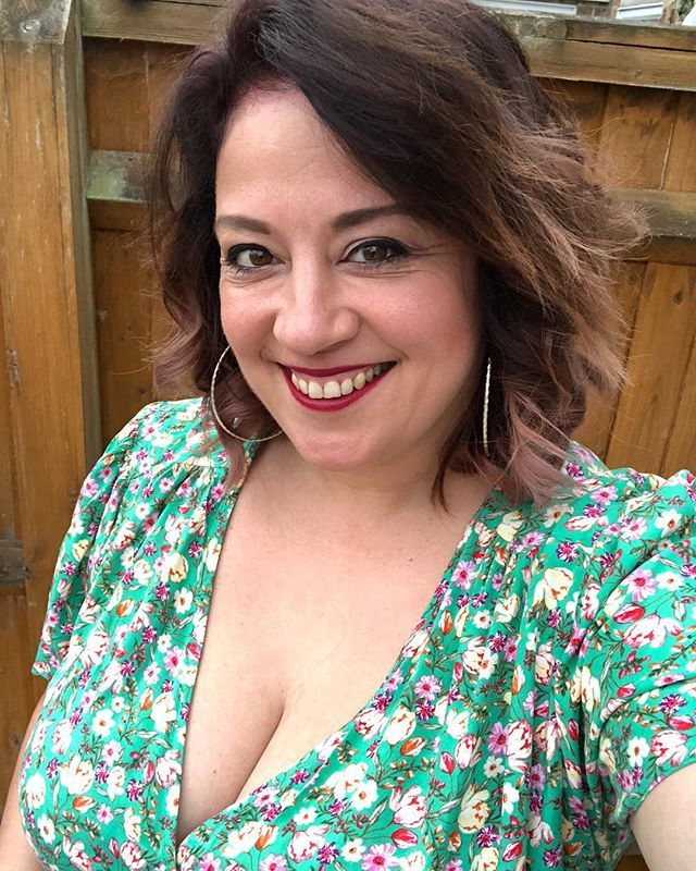 AlderaanGirl's tweet image. Going #outout for once! Haha #cirencester #somewhereelse #cocktails #letsgo #goodfriends #goodvibes #goodtimes #teadress #lilacbalayage #haircolour #plumhair #longbob ift.tt/2p7wsDI