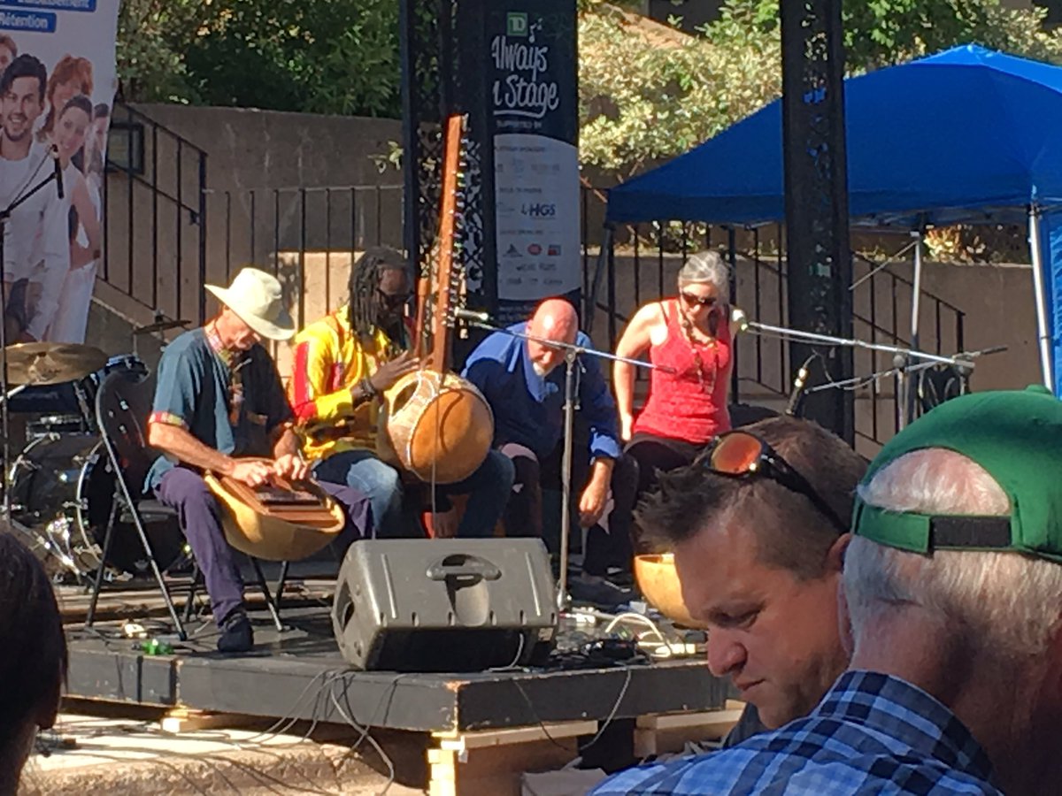 kerrywcampbell's tweet photo. Brought the boys to #VictoriaRow. There's a group playing West African music. The instruments I've never seen before. The sound is wonderful and mesmerizing, with rhythms and melodies to get lost in. https://t.co/mjPEe9JjJX