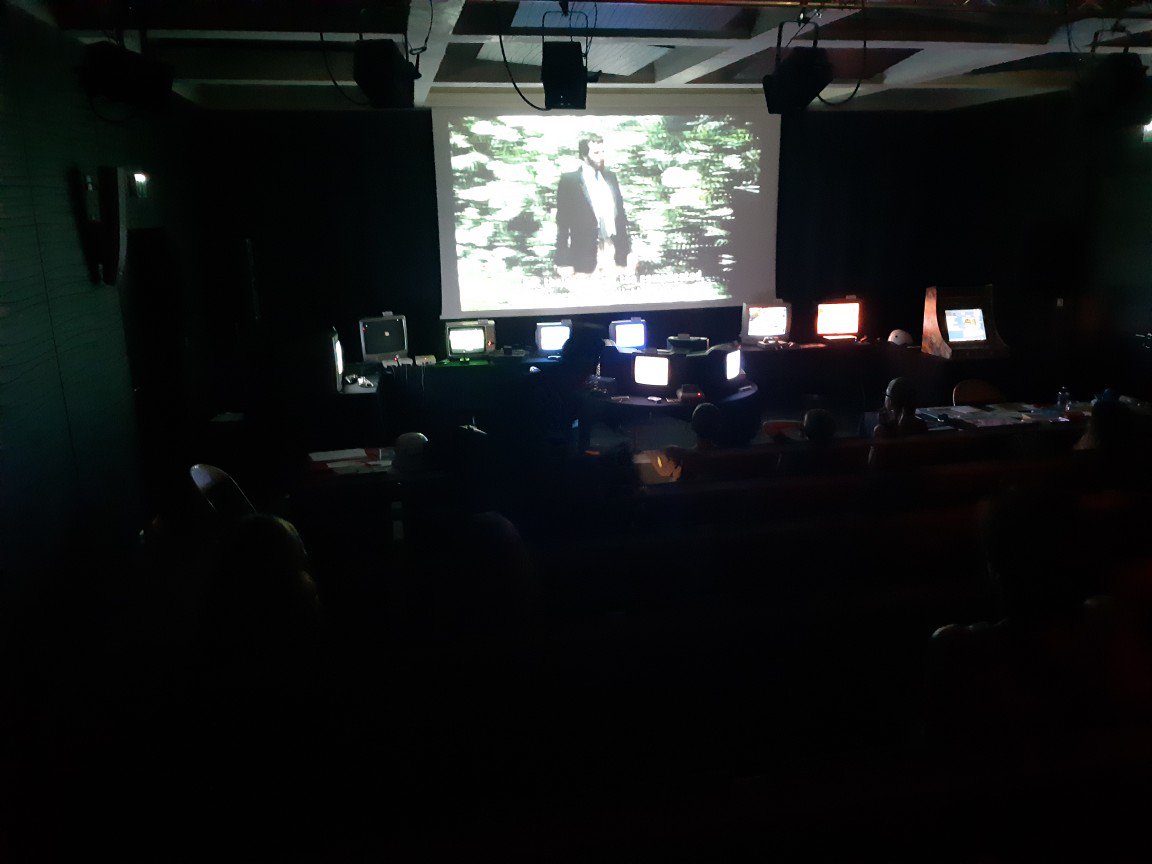 MedThauAgglo's tweet photo. Projection d'un documentaire sur l'histoire des jeux vidéo des années 70 aux années 2000 #Mediatheque Montaigne #retrogaming https://t.co/rxkpzoZ97P