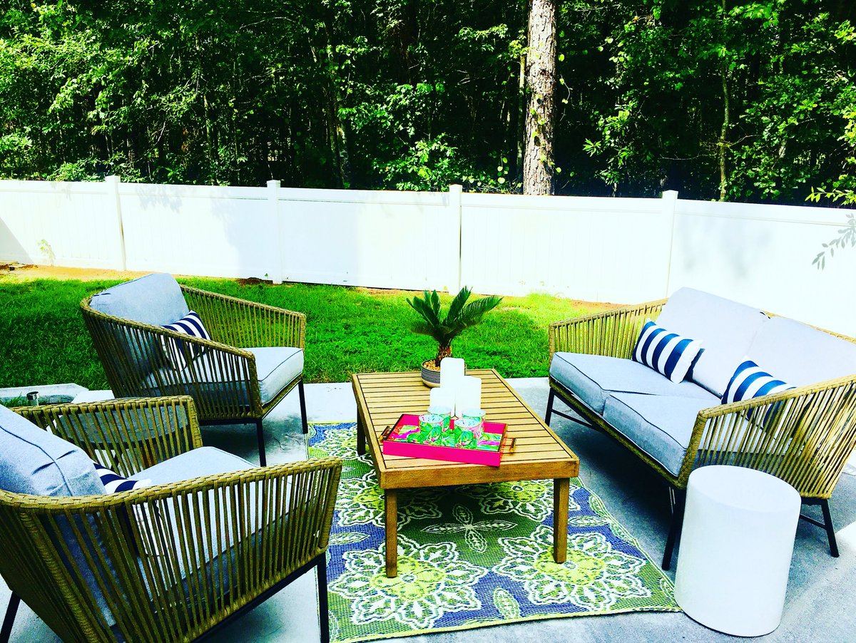 shopandhome's tweet photo. Saturday! It’s time for cocktails on the patio. #homedecor #patio #cocktails #addstyle #friday #friyay #weekendvibes #hosting #liveoutside #outdoors #target #targetstyle #targetdoesitagain #blogger #dealhunter #palmtrees #southernliving #cocktailparty #stillsummer #september https://t.co/aDpBnU8zXg