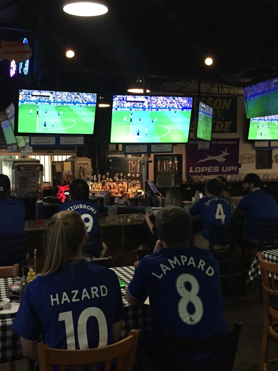 thebracephx's tweet photo. Now at Jersey D’s Tavern over in Chandler taking in our second match of the day with @PHXBlues . 15+ people here at kickoff. #CHECAR #PremierLeague #SaturdayMorning #saturdaysoccer #arizona #phxblues @ChelseaFC #Chelsea #Cardiff #Chandler https://t.co/02EI3fqSME