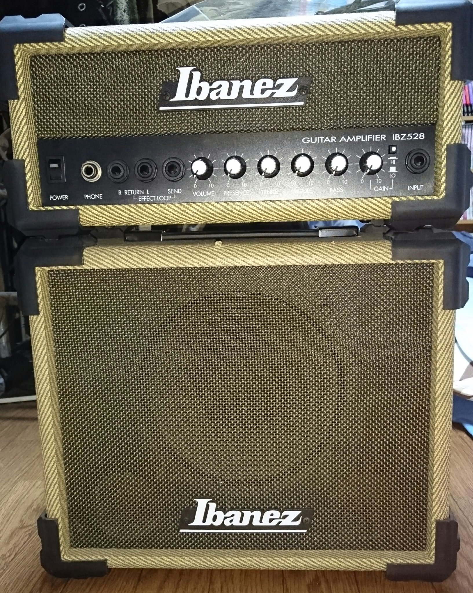 入手困難 Ibanez IBZ528 三段積み ギターアンプ 小型 便利 neuroid