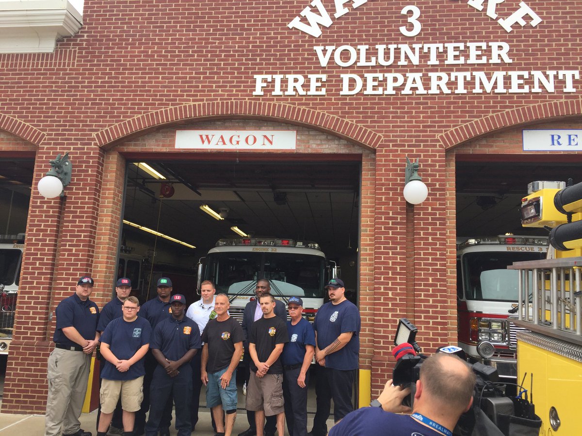 #CharlesCounty,1st responders from #Waldorf, #Benedict head to NC to support locals in the wake of Florence.