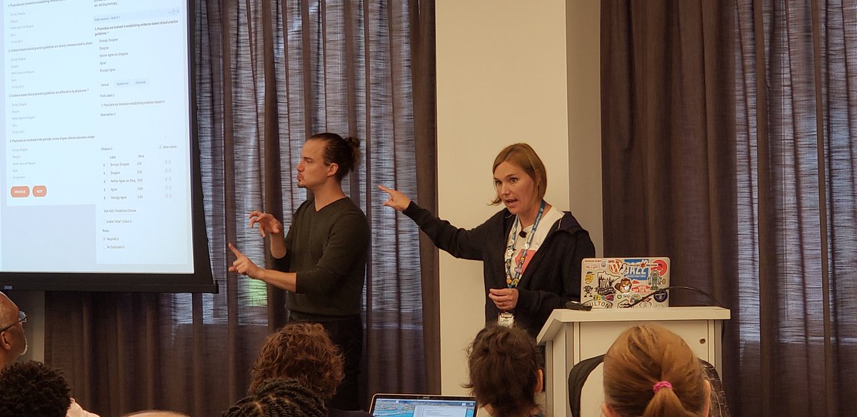 crisconinja's tweet image. #wcnyc @KariSletten @gravityforms teaching us all about how amazing Gravity Forms can be! #conditionallogic