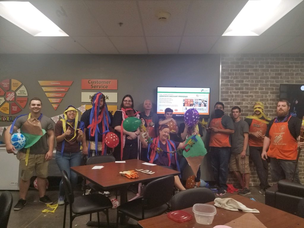 Success Sharing Friday Night fun with our freight team at 471!  #0471ROOCKS    #D66PROUD