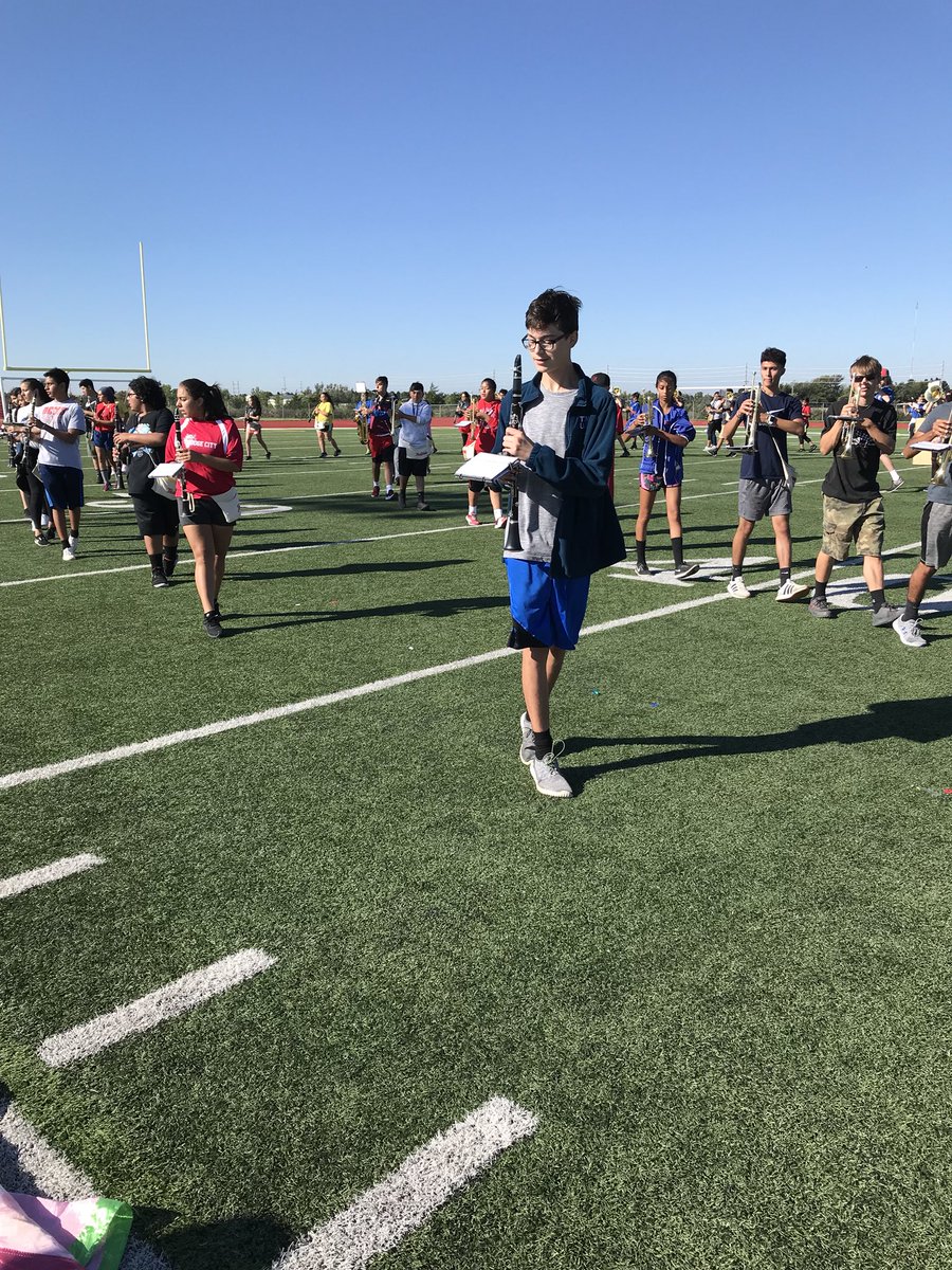 prideswkansas's tweet photo. The Pride out on a Saturday morning after a Demon win last night learning drill. #thisisme #ridiculous2 #thepride #workinghard #marchindband https://t.co/hATq4V30LA