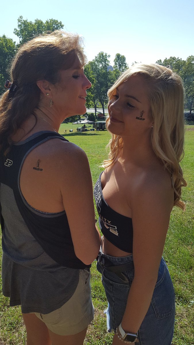 Game day #BoilerUp <a href="/NosidamadisoN/">Madison Sprecher</a> <a href="/PurduePete/">Purdue Pete</a>
