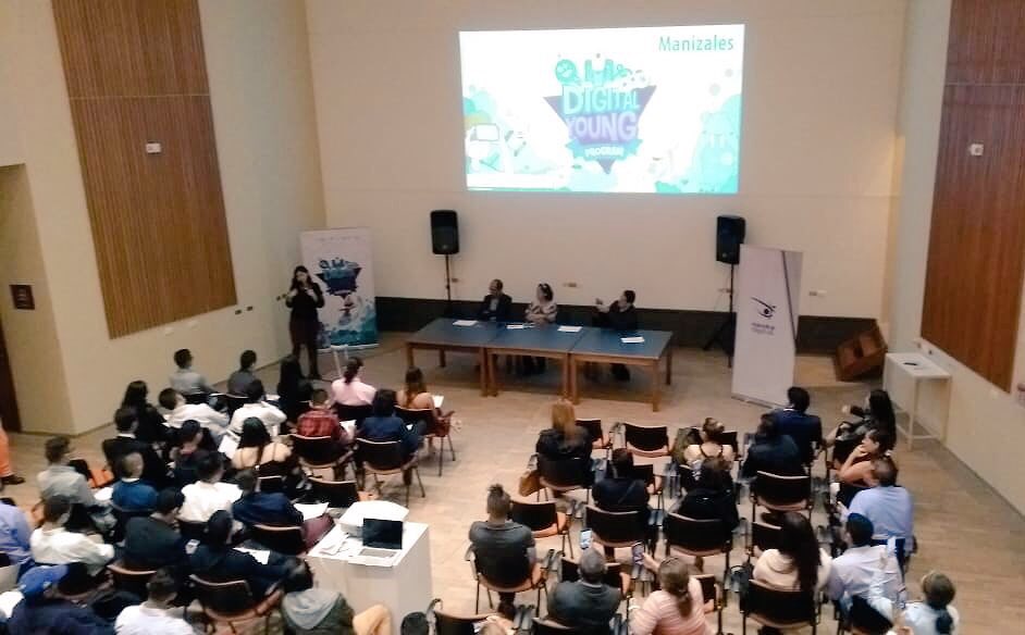 naskadigital's tweet photo. Graduación de los #CreativosDigitales Estamos Orgullosos del gran talento de los jóvenes que con esfuerzo y dedicación hoy cumplen una de sus metas, y reciben su Acreditación Internacional en las  herramientas líderes en Animación 2D, 3D y videojuegos.#DigitalYoungProgram https://t.co/HyH1IYdS4P