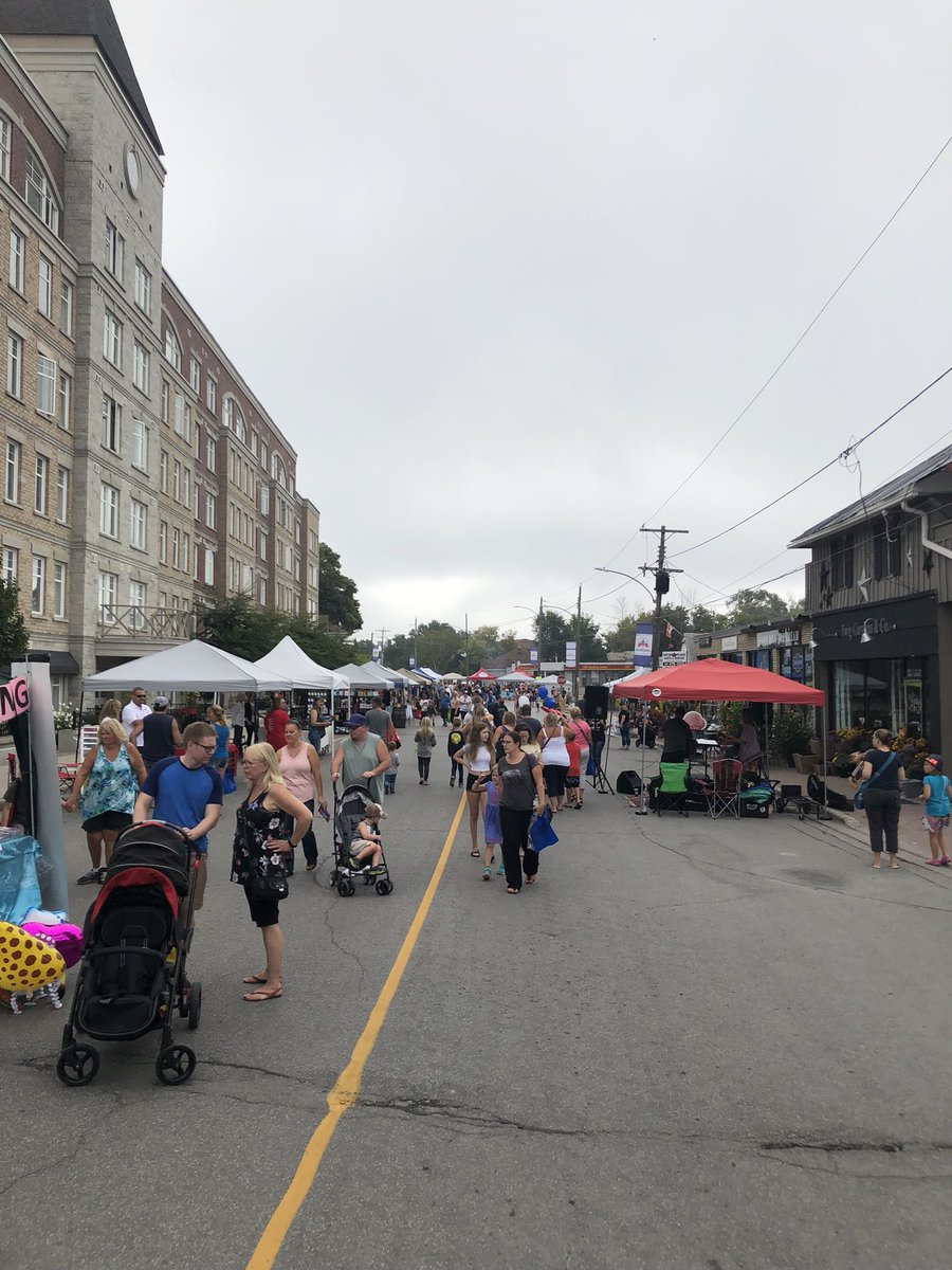 C_Mulroney's tweet photo. I had a great morning in #Keswick meeting with local business owners today! A big thank you to the @KeswickBia for putting on such a fun and informative event. #YorkSimcoe https://t.co/adslCYzOBI