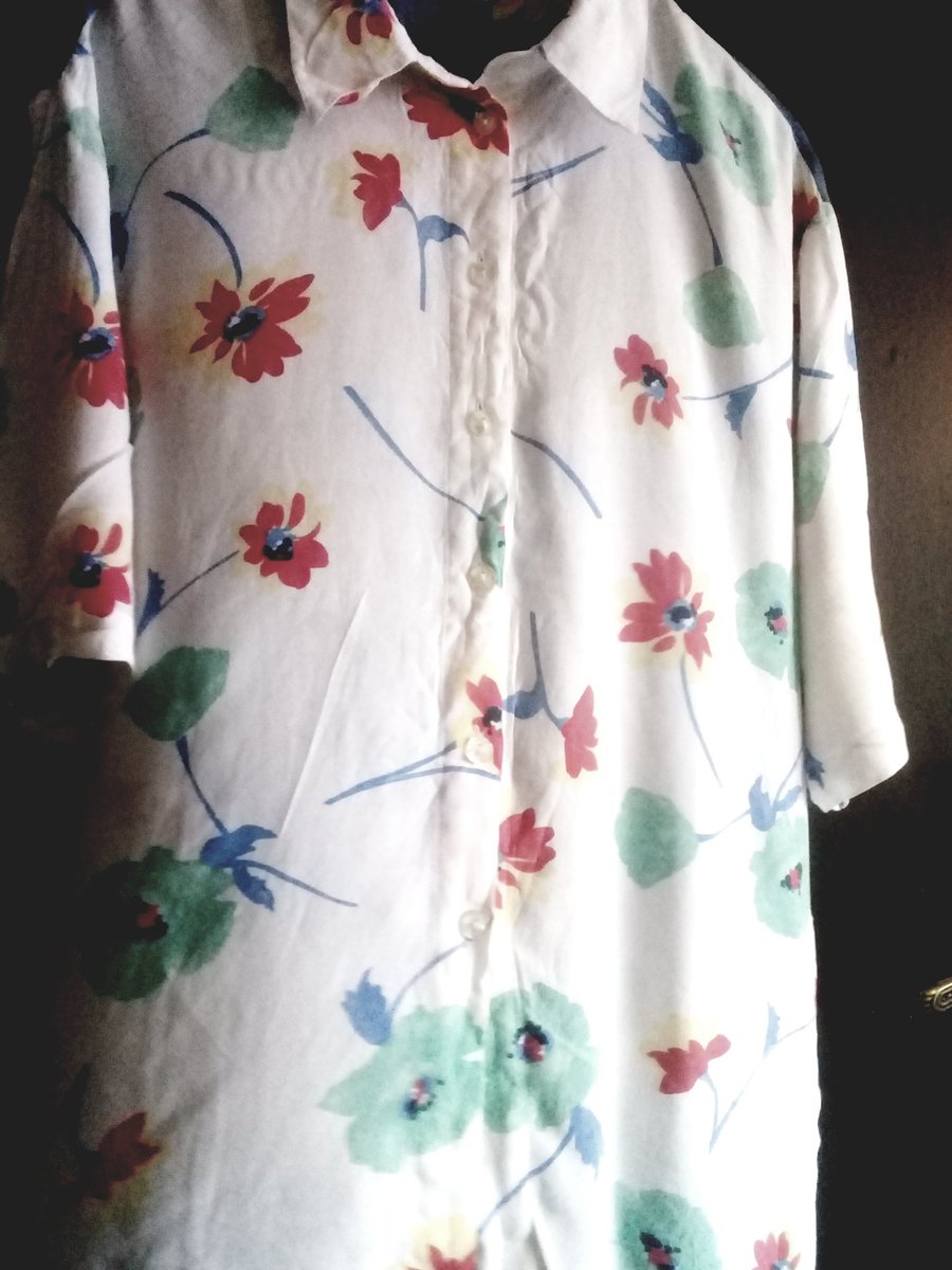 6inchclothing's tweet photo. Unisex Floral Vintage Shirt 
Front/Back view
Size- Medium
Price- 2,500
DM to purchase https://t.co/f6pt2fh38A