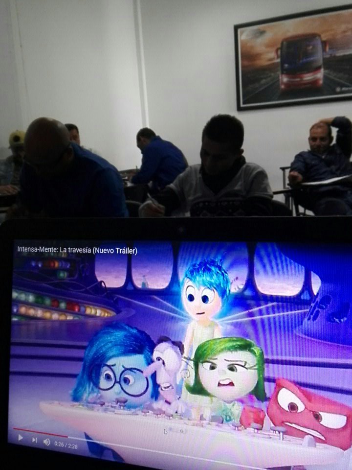 Pequeños Emprendedores tweet media