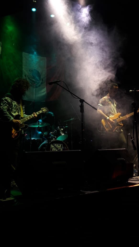 Cassidy_MX's tweet photo. Muchas gracias a todas las personas que nos acompañaron en @ForoIndierocks un honor!! #cassidymx #cassidypowertrio #musica #music #rock #photooftheday #bandaderock #bandamexicana #blues #rockandroll #frommexico #rocknomuere #rockband #arte #art #artist #theway #oldwest https://t.co/EDKsC0vmpi