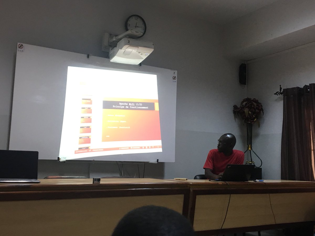 seydou_badiane's tweet photo. #ApacheNifi avec Seydina #LinuxSenegal #Opensource #Sfd2018 #SoftwarefreedomDay #Kebetu #Senegal https://t.co/EEXz9i4Z2h
