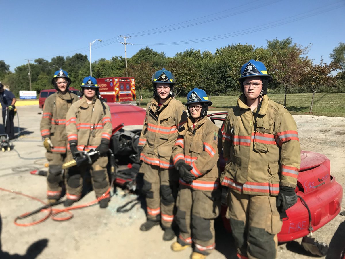 ExplorerPost413's tweet image. Thank you @RockfordFire #Engine11 and @LKQCorp #RockfordIL for teaching @ExplorerPost413 about vehicle extrication.