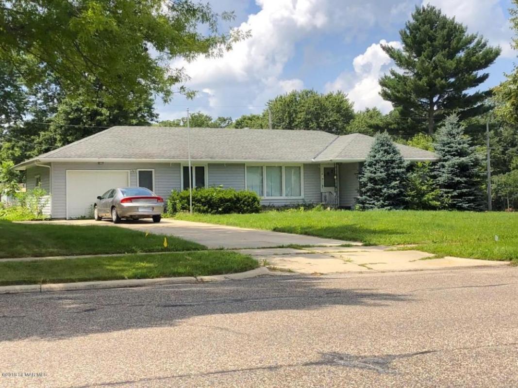 joshharmdierks's tweet photo. I would love to show you my #listing at 303 Mill Street N #Brownsdale #MN  #realestate https://t.co/2srdU9EOXz https://t.co/gfGN7TLwGF