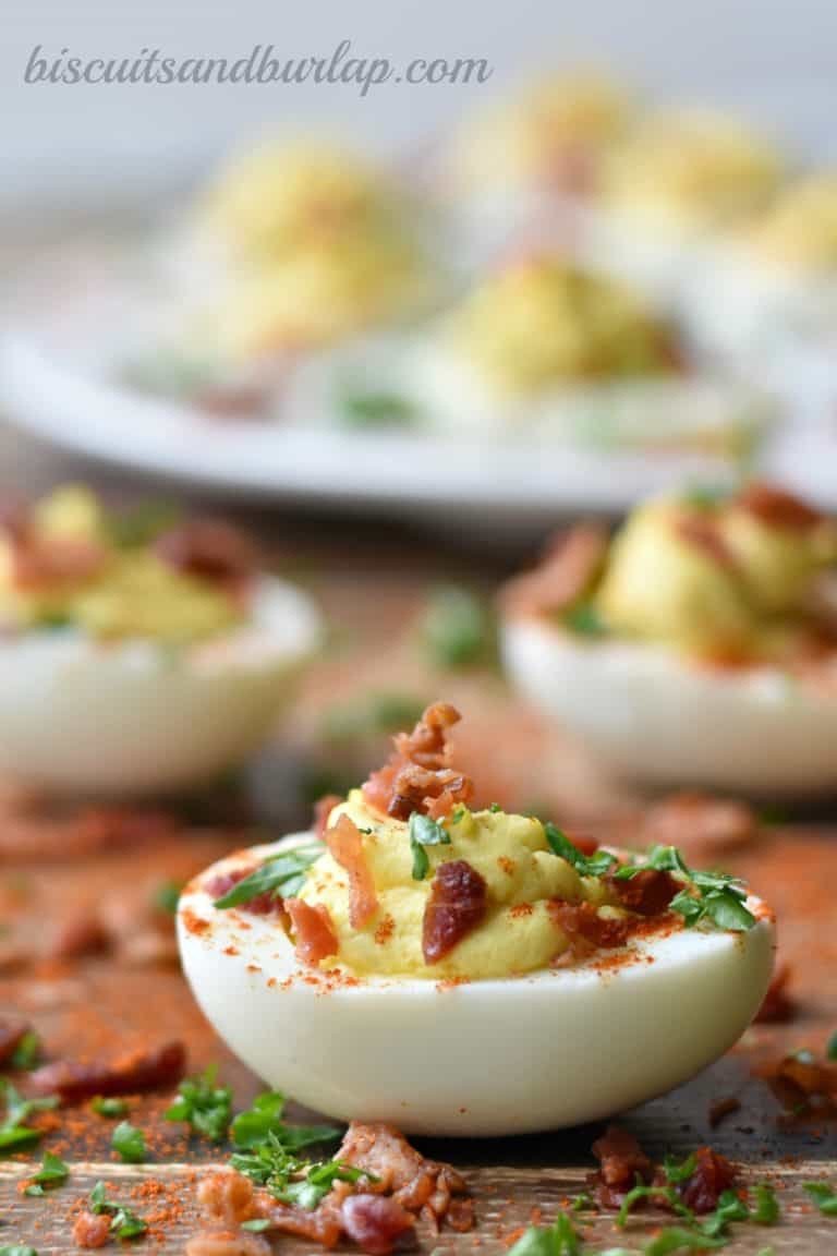 Moannes10's tweet photo. Fall Favorite Bacon Jalapeño Deviled Eggs https://t.co/EVrh9qyc4B https://t.co/jAQHi704lH