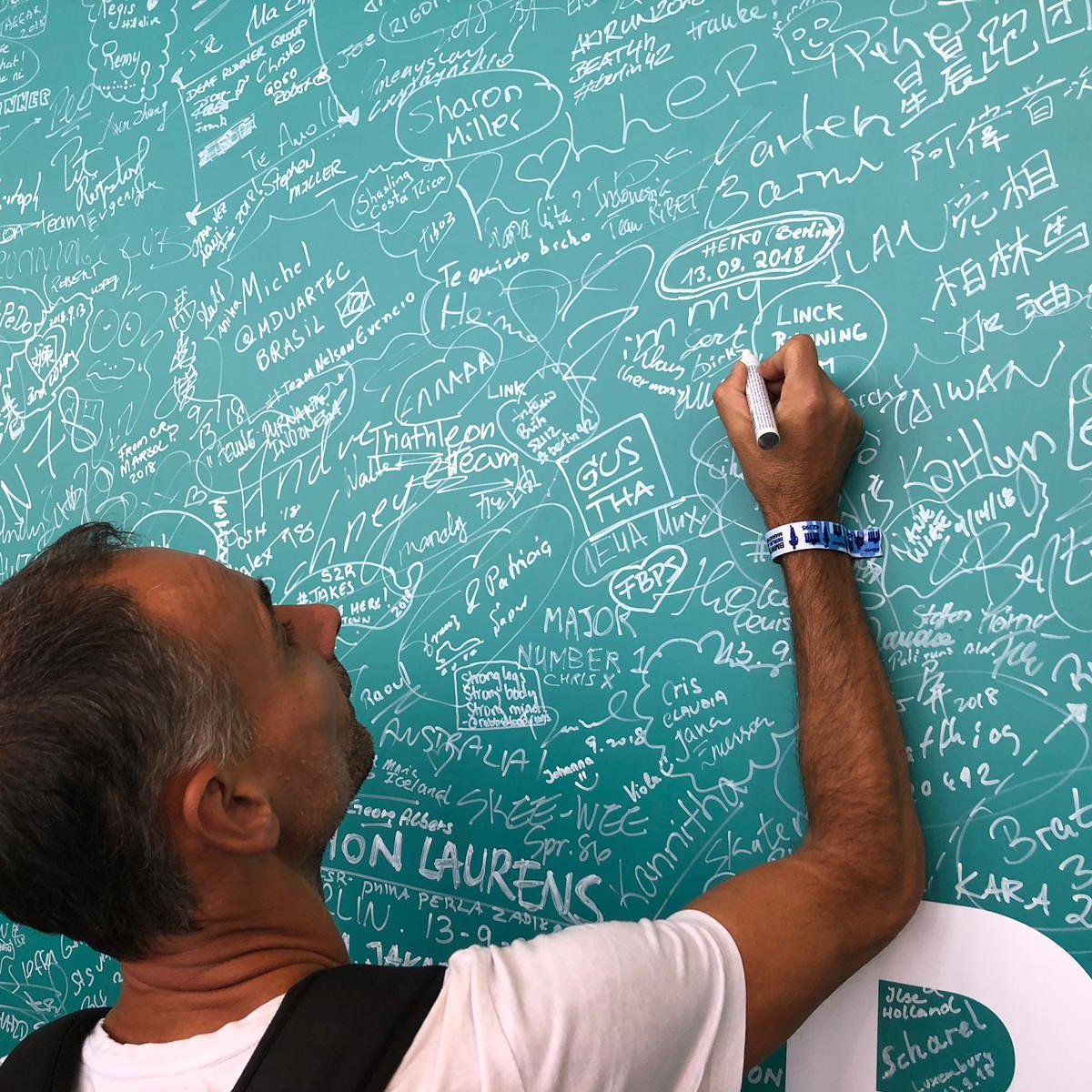 Name on the wall #berlinmarathon2018 ready to run