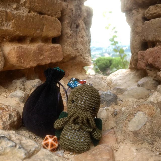 ArturoBenzi's tweet photo. Beware, He's coming! #gdr #rpg #magicd20 #dungeonmaster #polyhedraldice #d20 #dmscreen #magicthegathering #wargaming #unusualdice #d20system #rollforinitiative #dadi #dice #criticalhit #chessex #monstermanual #advanceddungeonsanddragons #dungeonsanddra… https://t.co/aDYCNrwjJc https://t.co/oYHK8X2s0o