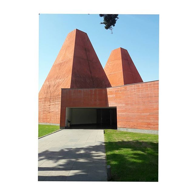 Elementumdp's tweet image. What a peaceful day in Cascais next to this amazing building! Tomorrow we will repeat the experience @eco.cascais, from 11h- 19h we will be there showing Elementum clothes surrounded by beautiful sustainable projects. Will u join us ?

#elementum #multif… ift.tt/2MvN9C0