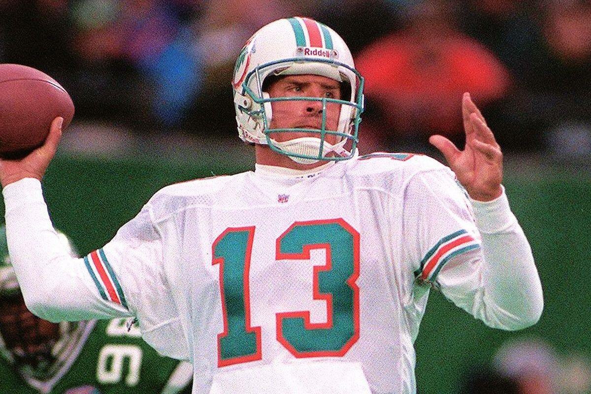 Happy Birthday to 2004 inductee Dan Marino! 