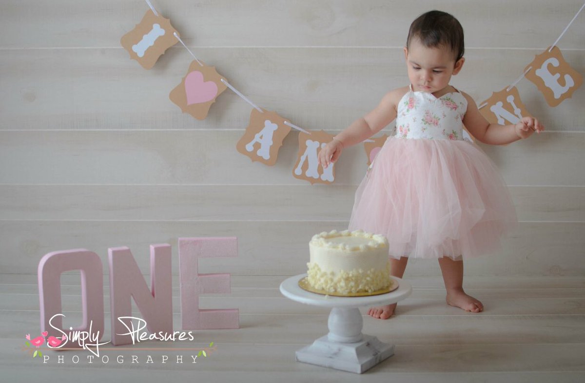 ShansBailey's tweet photo. #firstbirthdayshoot #babyfirstbirthday #babyphotographer #babyphotography #firstbirthday #studiophotoshoot #studiophotography #studiophotographer #simplypleasuresphotography  https://t.co/k6jvMCYyWN 832-971-2593 https://t.co/pMnhVXLVCQ