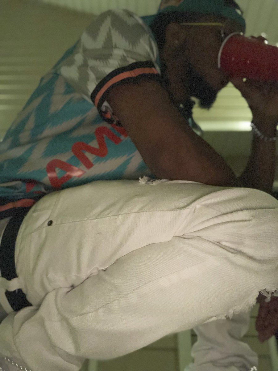 PrinceDugan's tweet photo. “I’m lit, but they say issa phase. I’m sorry, I’m stuck in my ways”
#4ThaRecord #BackInMyBag #BIMB #MOODRed #YouKnowIMadeThaBeat #BRRL #LINKinBIO https://t.co/xA1FP7XT7q