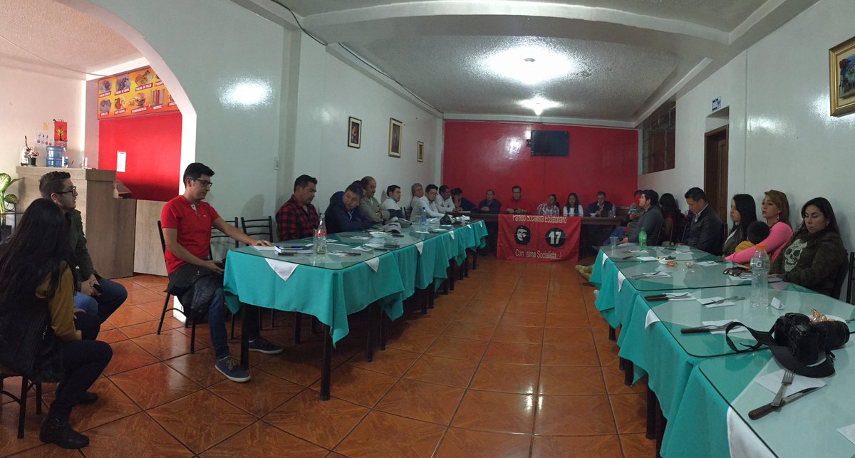 PSocialistaEc's tweet photo. 🚩Somos un partido democrático que tomó una decisión, estamos ávidos de movilización, Es el momento de unirnos💪🏻.
#VoluntadDeLucha #VoceriaEnLasProvincias https://t.co/B4eP3x4VOu