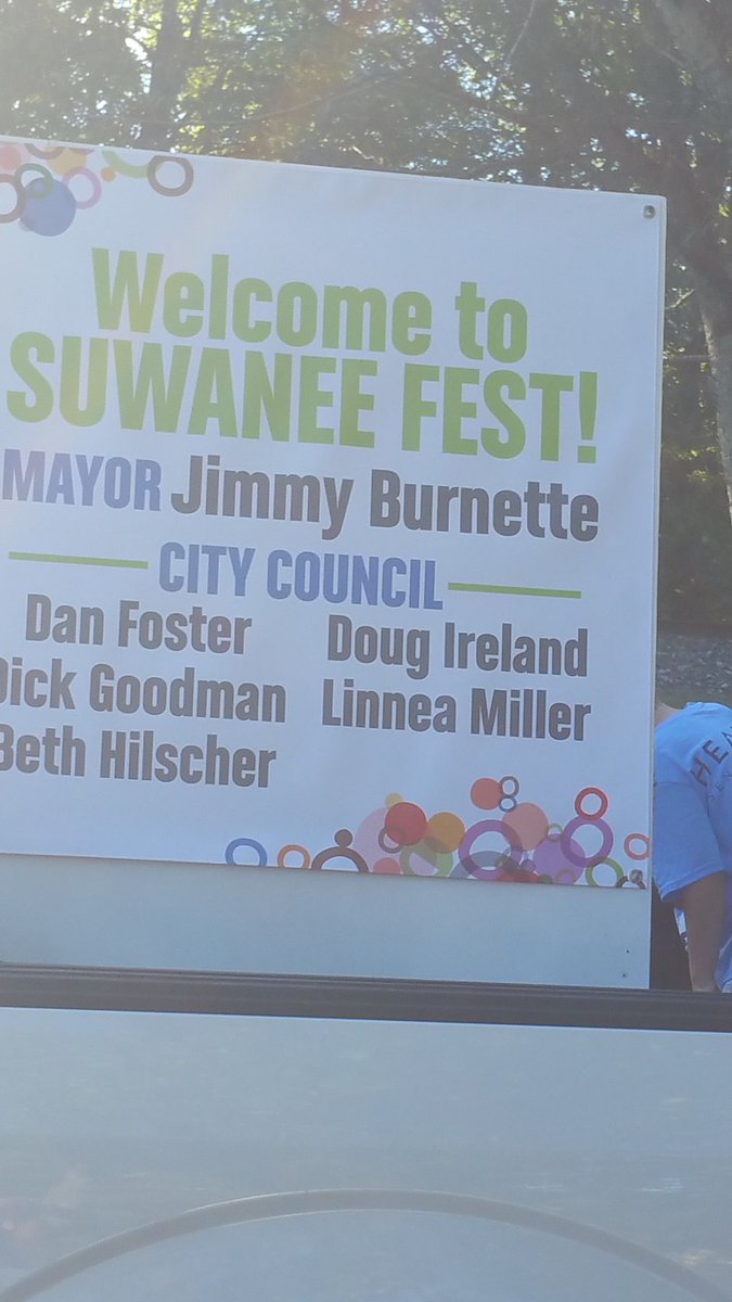 TheOnlyJamesD's tweet photo. Suwanee Fest Parade was an awesome event. https://t.co/rBjBo82lwM