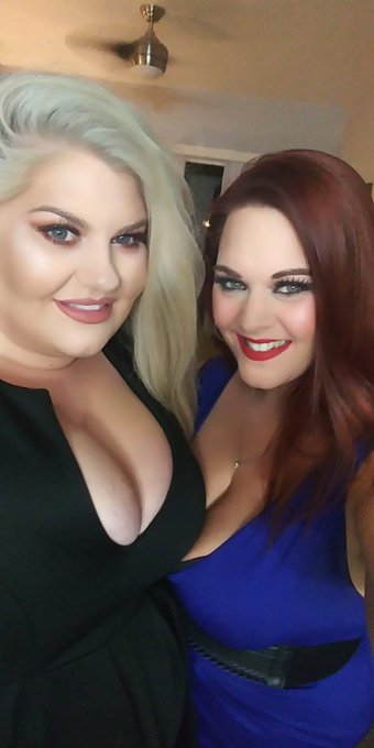 Love spending time with these gorgeous ladies @BustyBroganXXX @DirtyDivaEnt. Last night was so much FUN