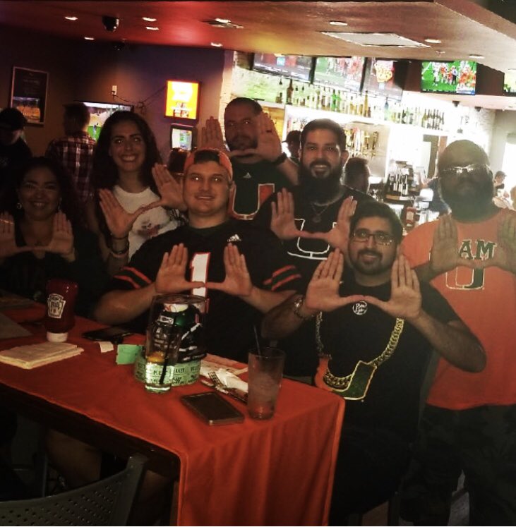 TampaCanes's tweet photo. #tampacanes @DuckysTampa supporting @CanesFootball as they ground the Rockets!  Go ‘Canes!!  #caneforlife #umalumni #CanesFootball https://t.co/uwwiudj7wS