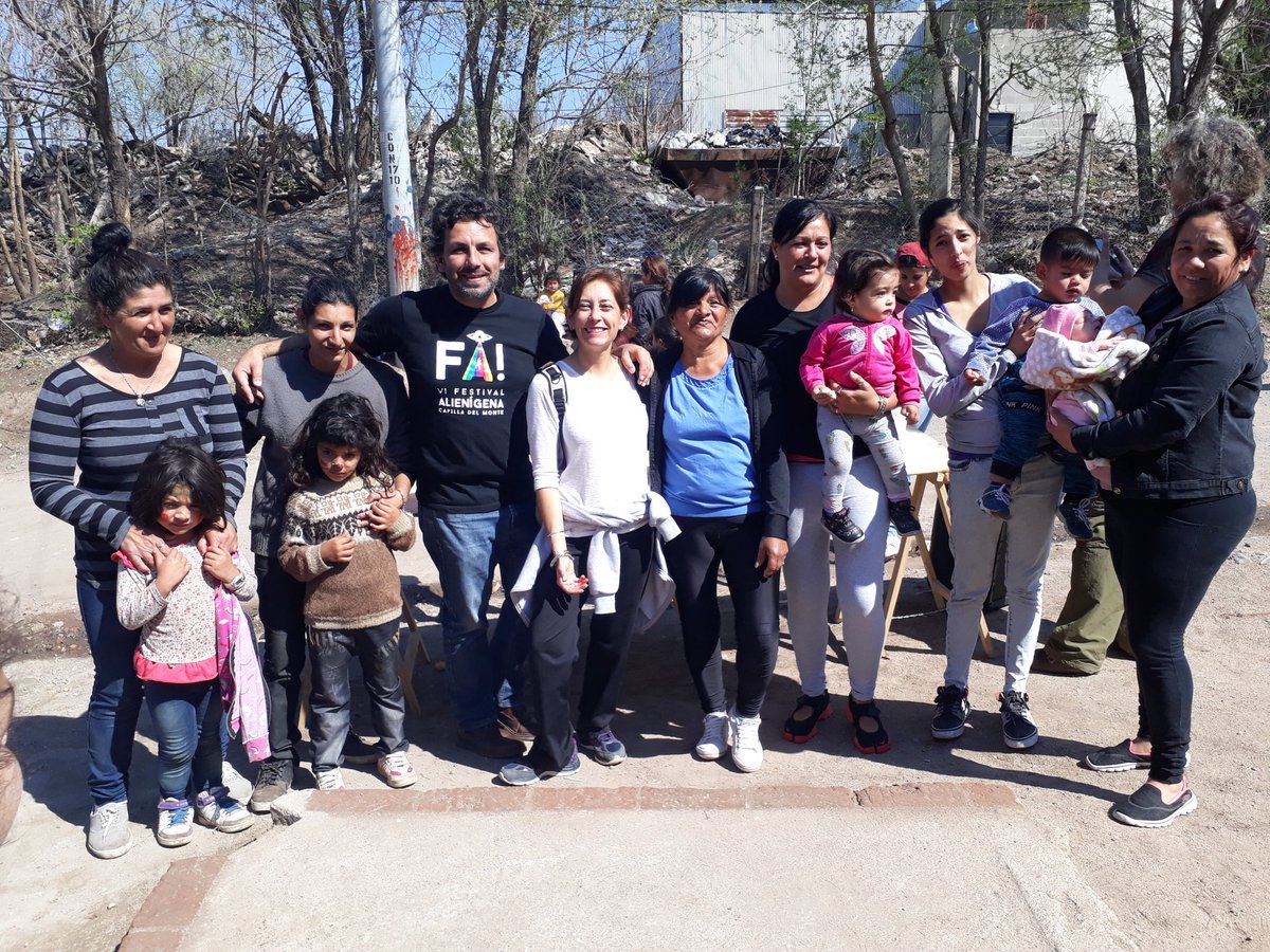 lucasalonso76's tweet photo. #VillaAllende #NiñoFeliz #BIndustrial acompañamos el hermoso festejo en una lindísima mañana. Gracias Ale y Adri por abrirnos la puerta de su casa @VisionSierras @lodmaria @raullacava @candedebreuil @NexoFM_ok @danycardozo07 @LaUnionRegional @TomasGrunhaut @LoliSegovia @BoninoPM https://t.co/OlPi2tmnmE