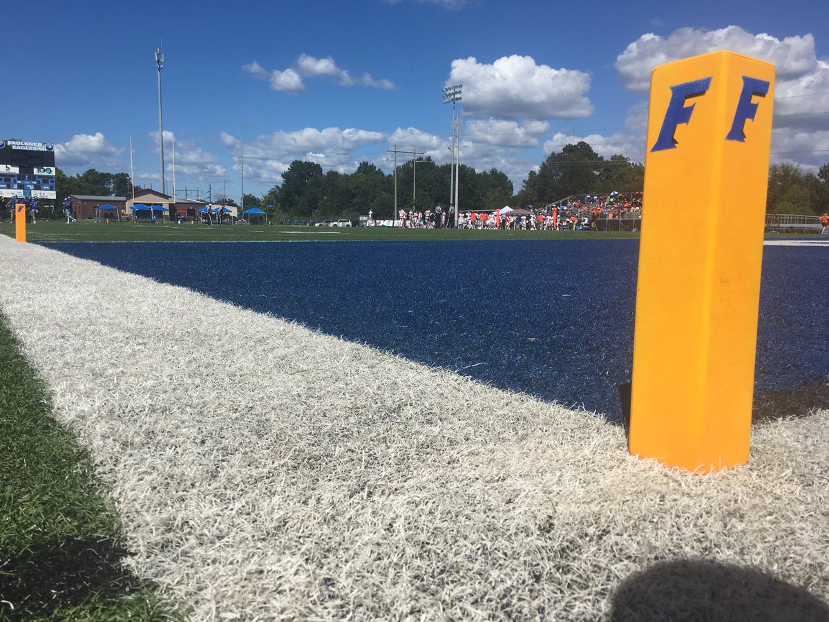 JustinMcNelley's tweet image. .@Faulknerufball with a 28-14 lead over Union as we begin the 4th. #Never_Fail