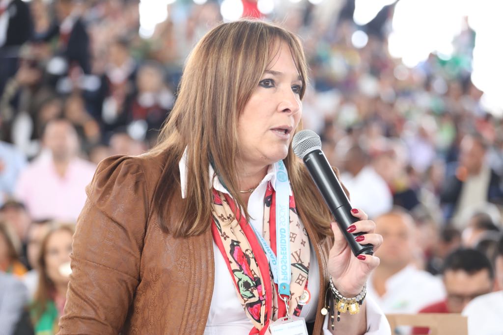 ProsperidadCol's tweet photo. #ConstruyendoPaís "Con #InfraestructuraSocial llegaremos al departamento del #Qundío hacia el mes de diciembre, avanzando en pavimentaciones viales en los municipios y barrios donde existan mayores necesidades" @SusanaCorreaBor #FilandiaConstruye https://t.co/8CdMLzR8g2