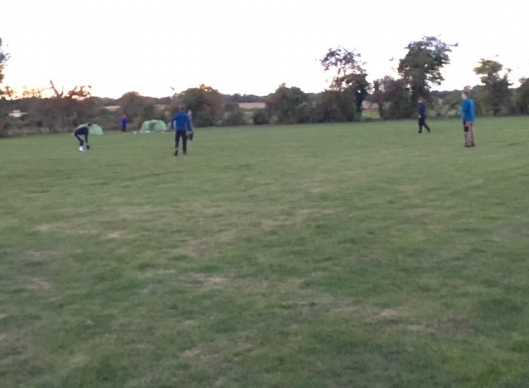 Miss_Vickers1's tweet photo. Camping entertainment @dofehobart @HobartHigh Frisbee, some interesting cooking, and #dofedog walking! https://t.co/WgPDu1wzAK