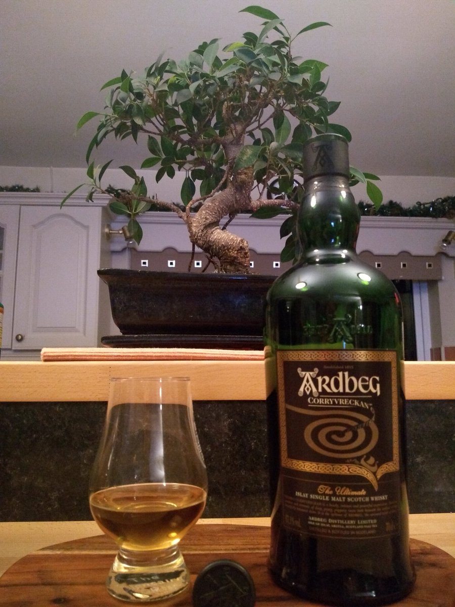 Ok .. enjoyed my US trip for #SaturdaySip but coming back closer to home for the next dram and time for Peat with a capital P.. @Ardbeg #Corryvreckan ... Love this....
